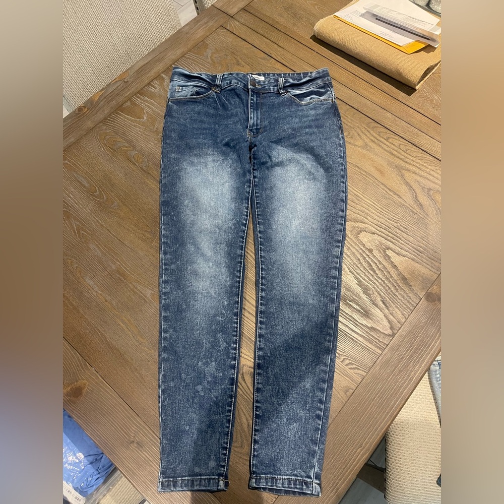 Classic Mid Wash Skinny Jeans - Blue